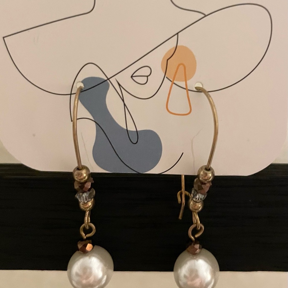 Drop pearl earrings 🌞